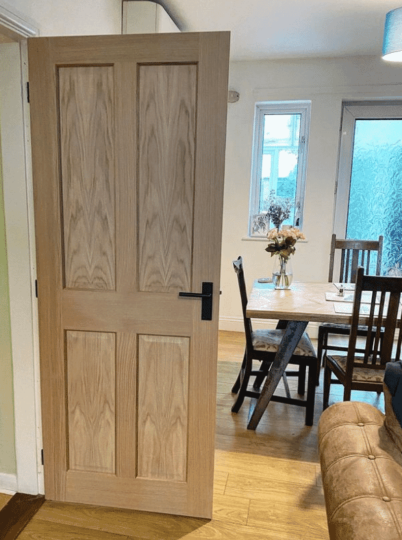 1981 x 762 x 44mm FD30 (30") Traditional Victorian Oak 4 Panel - Prefinished Internal Fire Doors